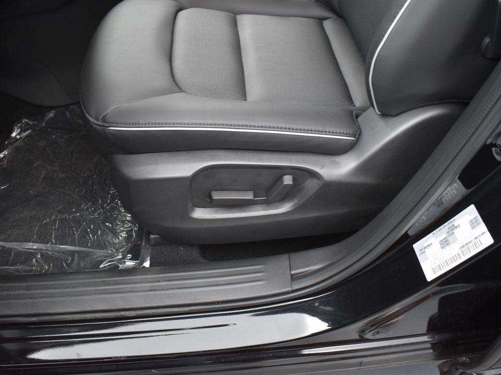 2025 Mazda CX-5 2.5 Select photo 9
