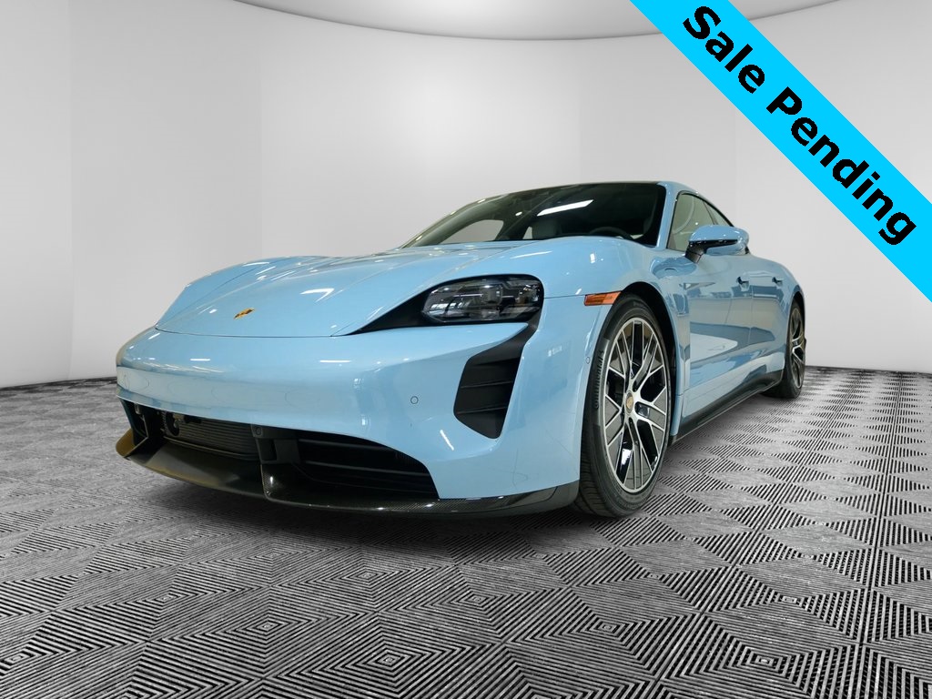 2023 Porsche Taycan GTS's photo