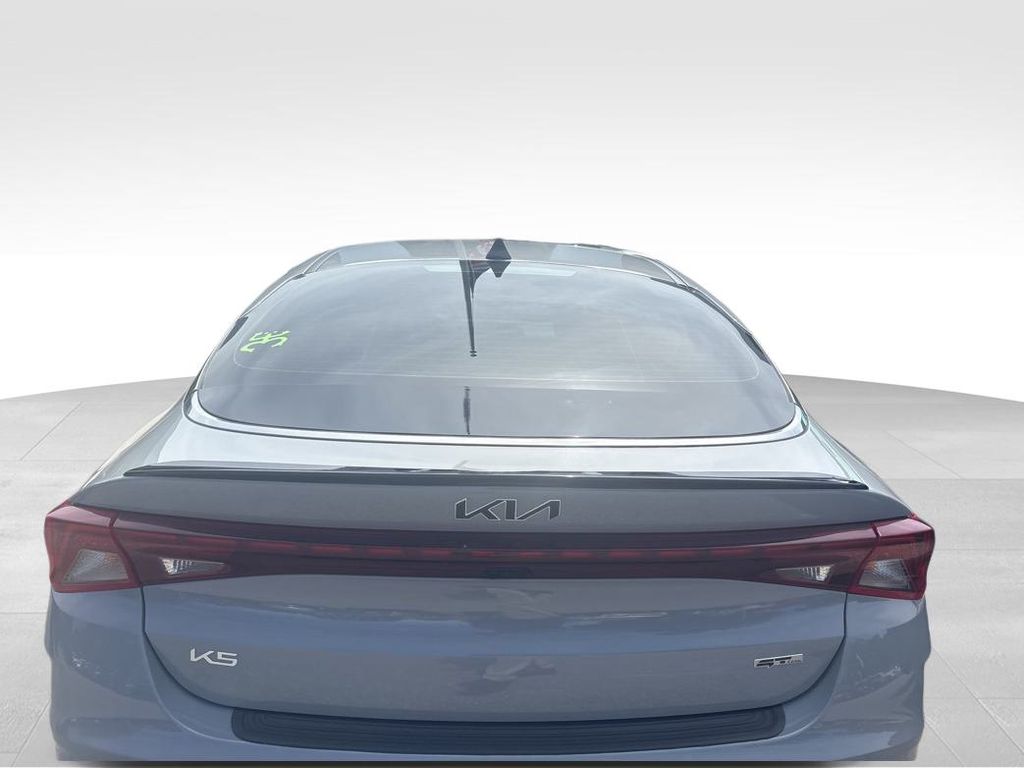2024 Kia K5 GT-Line photo 10
