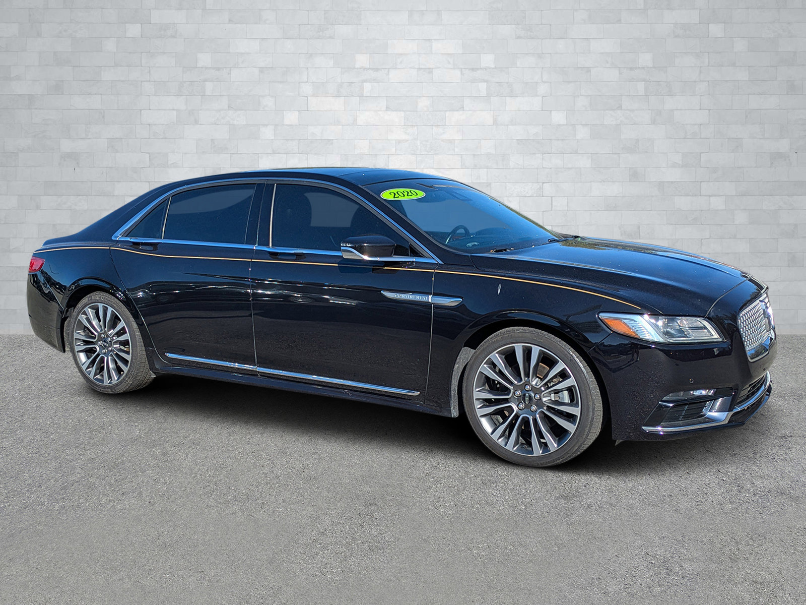 2020 Lincoln Continental Base's photo