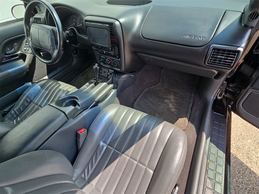 1999 Chevrolet Camaro Sport Coupe photo 28