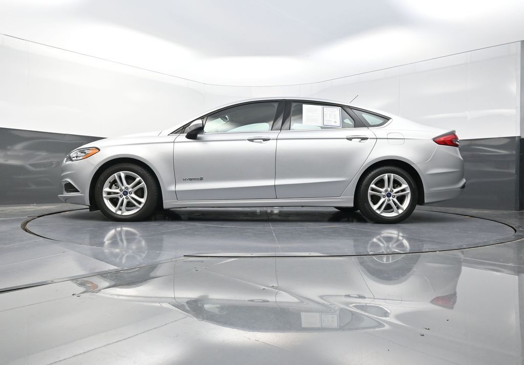 2018 Ford Fusion Hybrid S photo 21