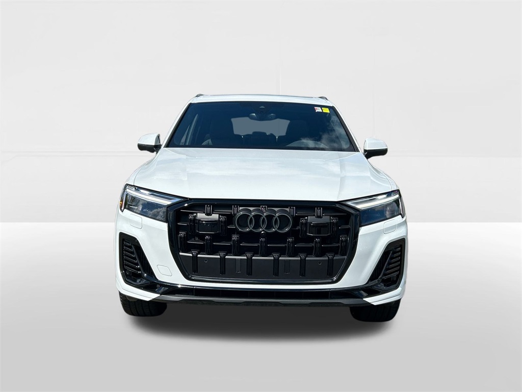 2025 Audi Q7 55 Premium Plus photo 2