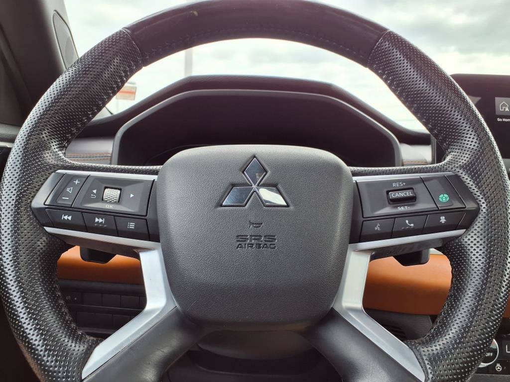 2023 Mitsubishi Outlander SEL photo 26