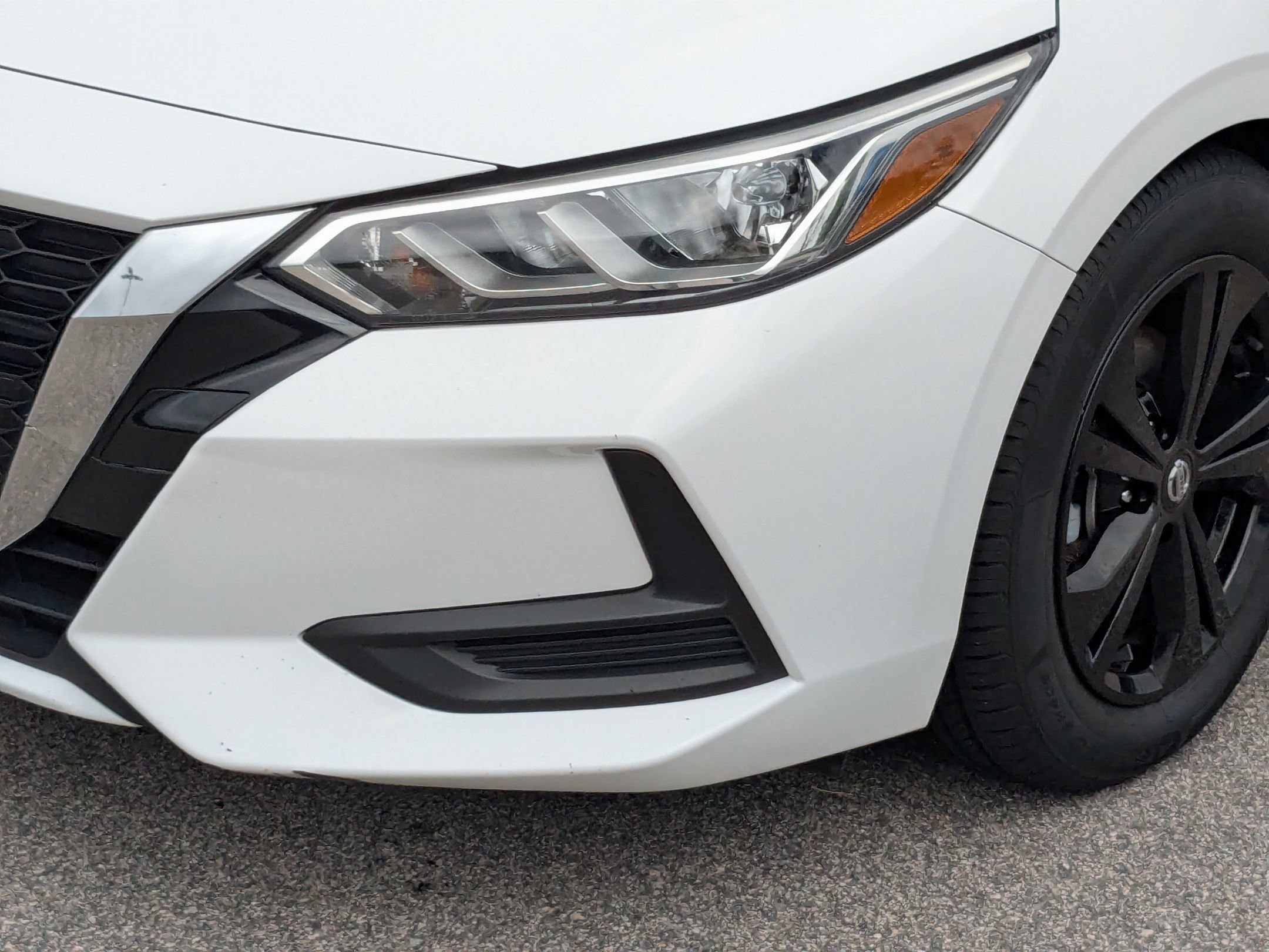 2020 Nissan Sentra SV photo 2