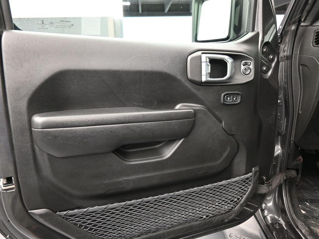2023 Jeep Gladiator Sport photo 14
