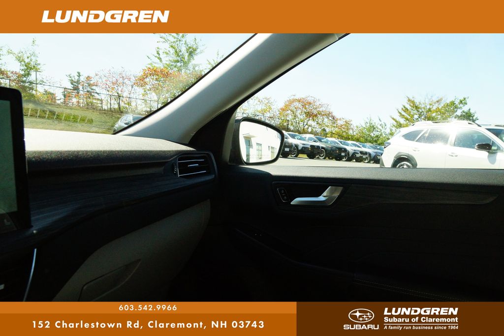 2025 Ford Escape Hybrid Platinum photo 35