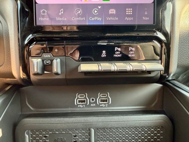 2026 Ram 1500 Laramie photo 18