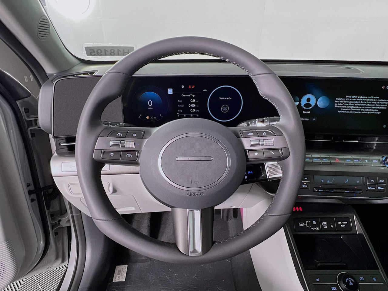 2026 Hyundai Kona SEL photo 2