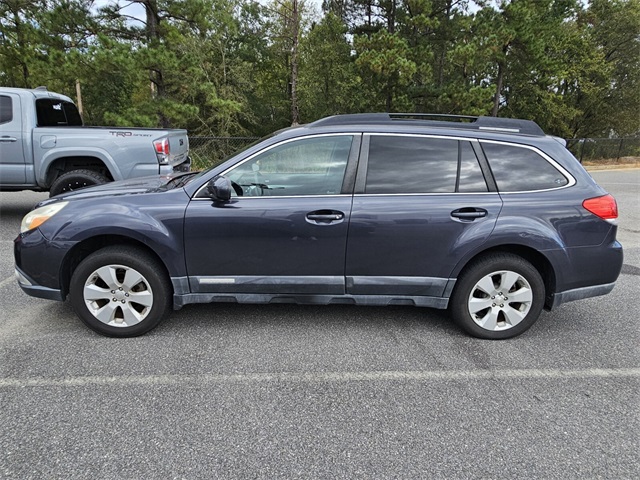 2012 Subaru Outback 2.5i Premium photo 3
