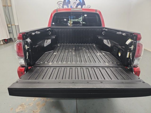 2020 Toyota Tacoma V6 photo 3