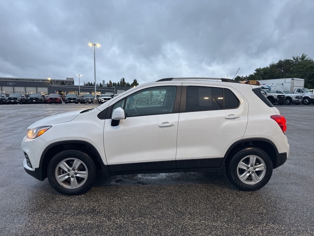 2022 Chevrolet Trax LT photo 4