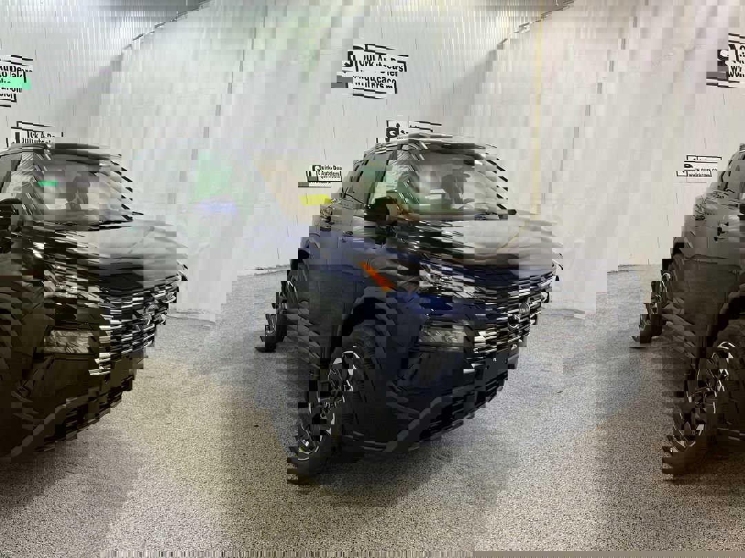 2026 Nissan Rogue SV's photo