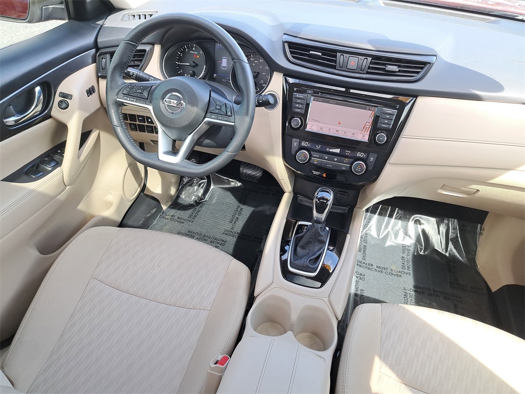 2018 Nissan Rogue SV photo 13