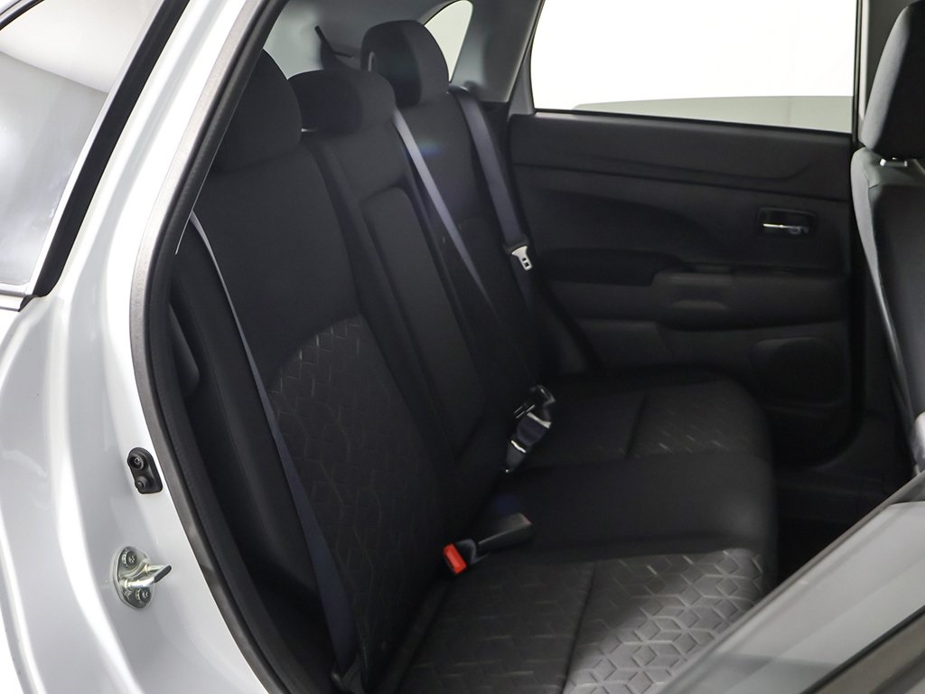 2025 Mitsubishi Outlander Sport ES SE LE photo 19