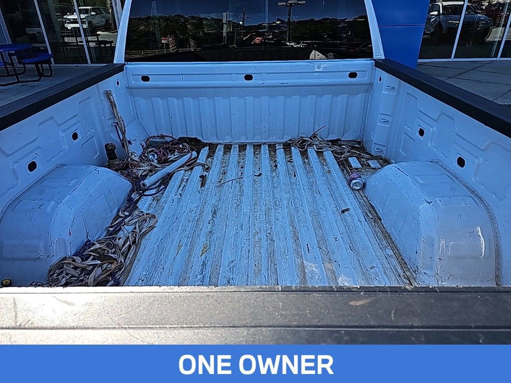 2025 Chevrolet Silverado 1500 photo 3