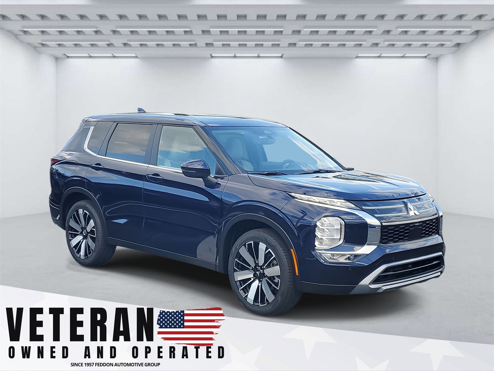 2025 Mitsubishi Outlander SE's photo