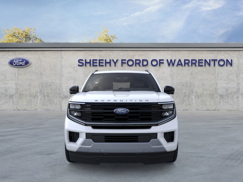 2025 Ford Expedition MAX Platinum photo 2