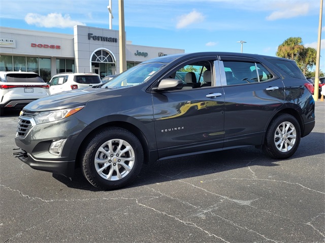 2020 Chevrolet Equinox LS photo 3