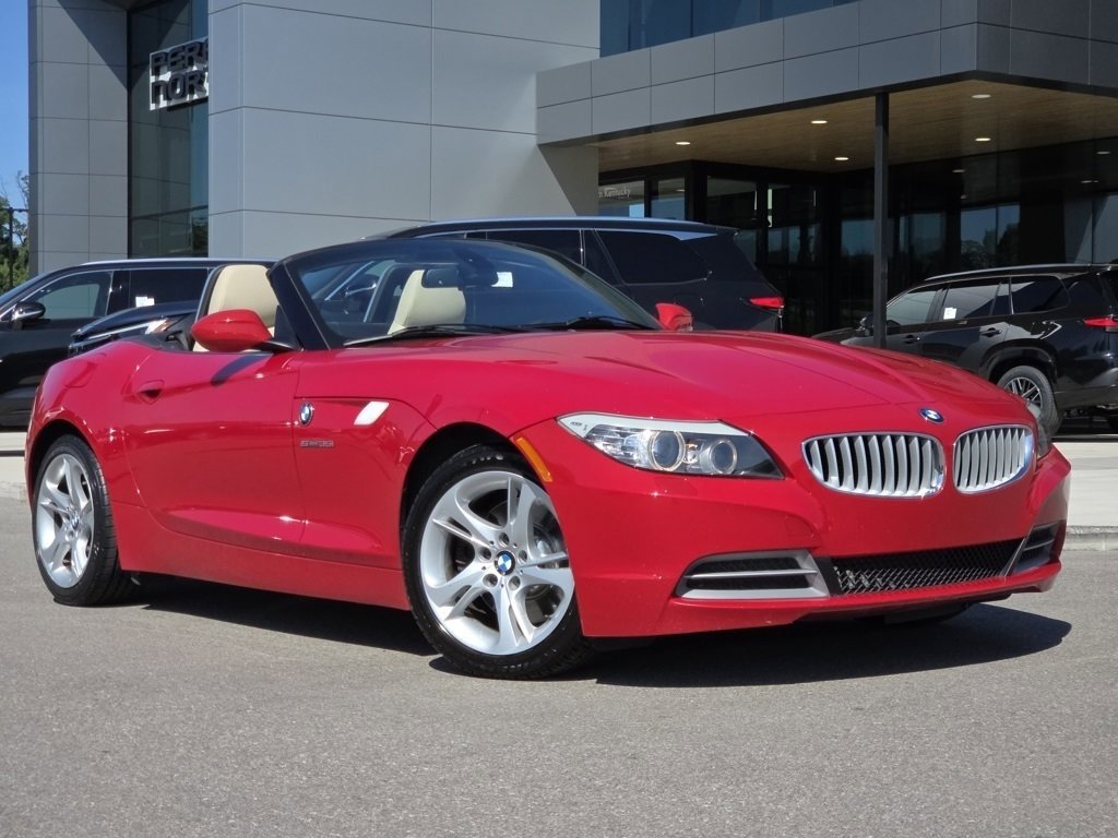 Used 2011 BMW Z4 sDrive35i with VIN WBALM7C57BE383259 for sale in Fort Wright, KY