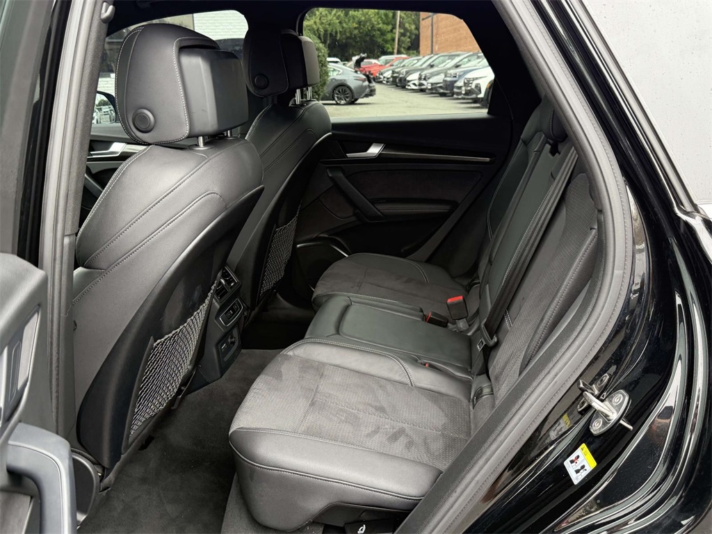 2022 Audi SQ5 Premium Plus photo 14