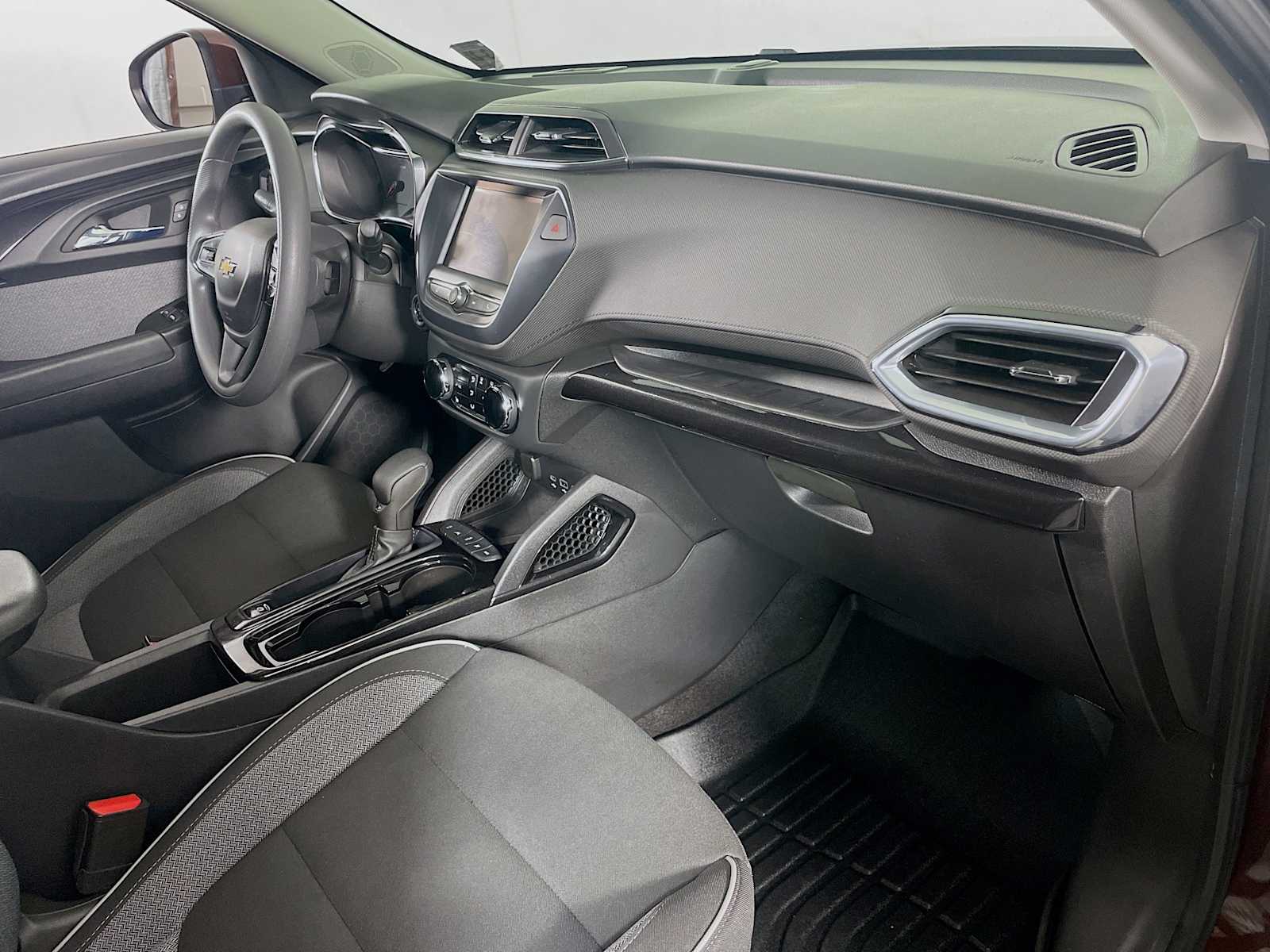 2022 Chevrolet Trailblazer LT photo 22