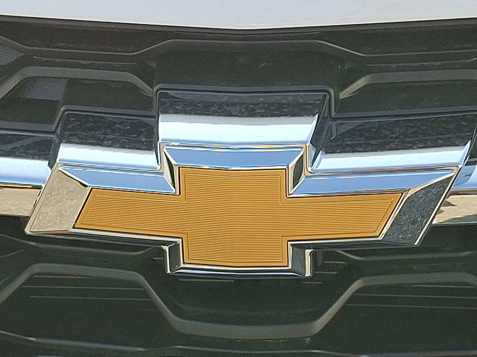 2025 Chevrolet Trax LT photo 4