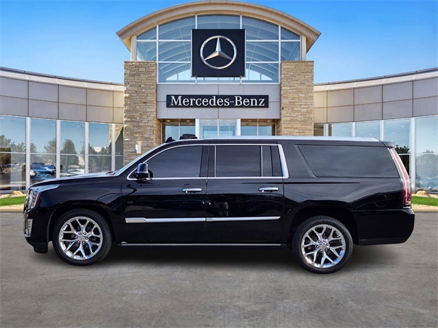 2016 Cadillac Escalade ESV Premium photo 2