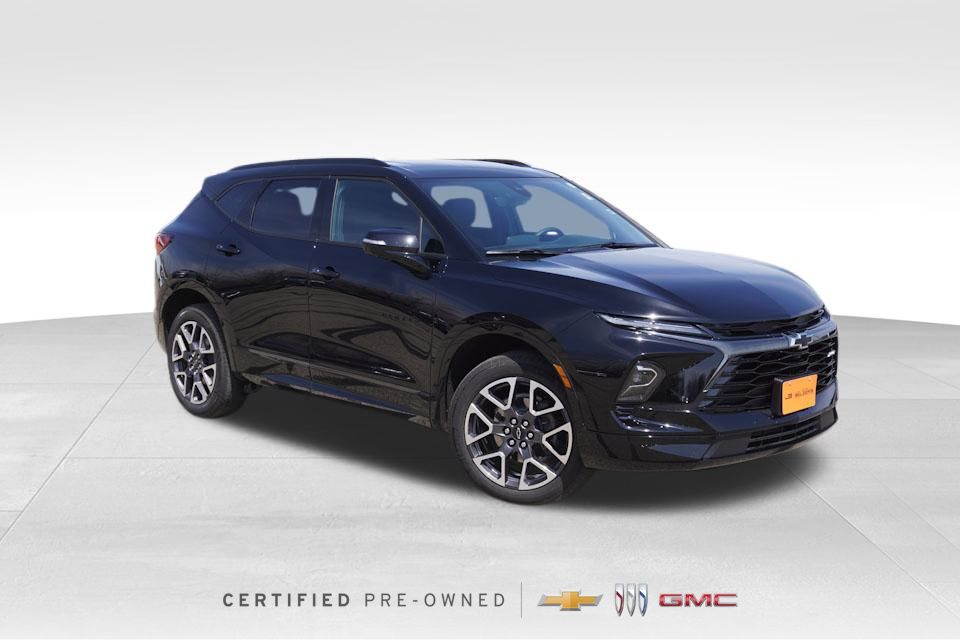 Used 2025 Black Chevrolet RS image 1
