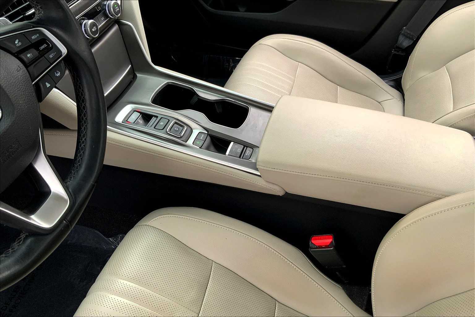 2022 Honda Accord Touring photo 15