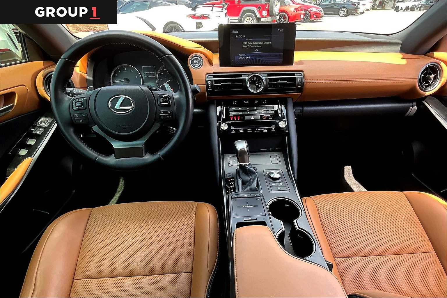 2023 Lexus IS F SPORT photo 12