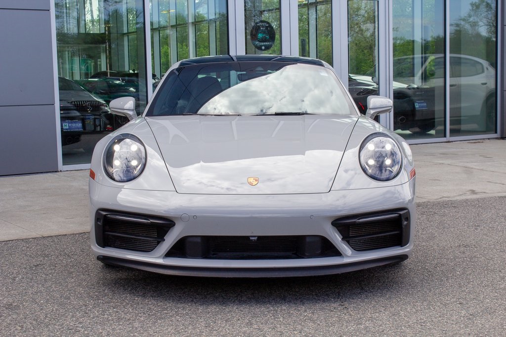 2024 Porsche 911 GTS photo 2