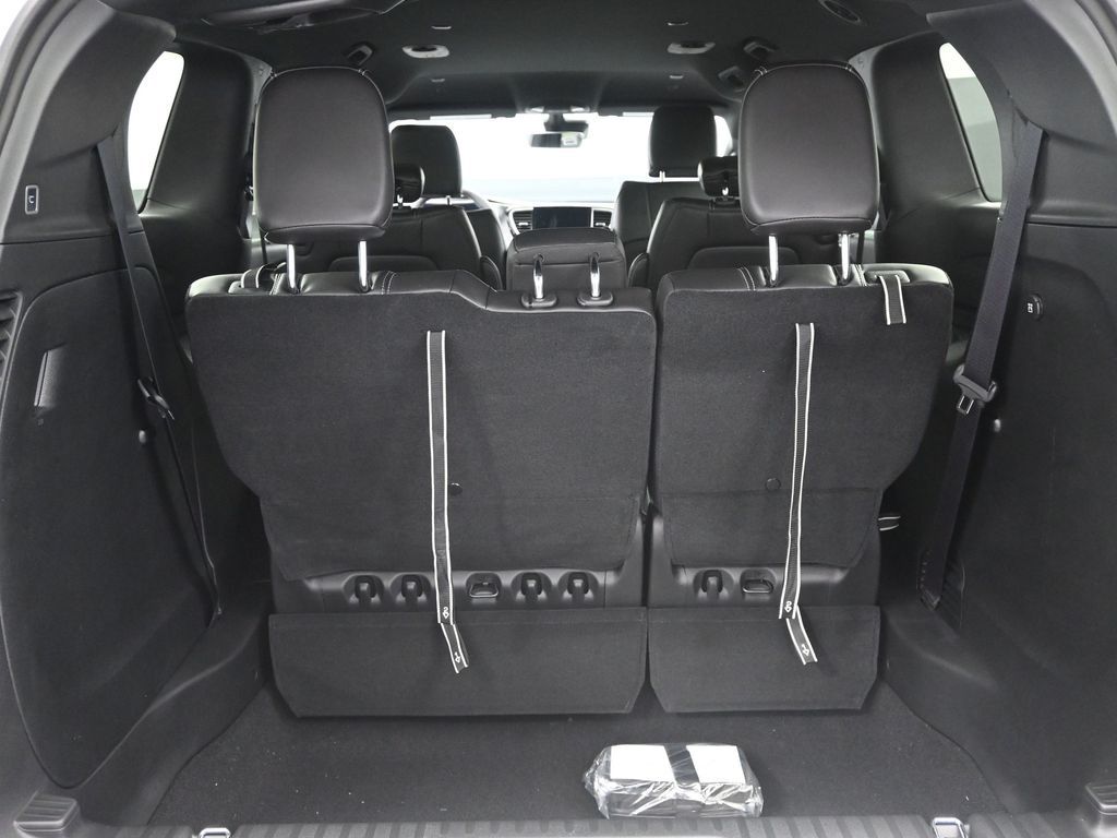 2026 Chrysler Voyager LX photo 8