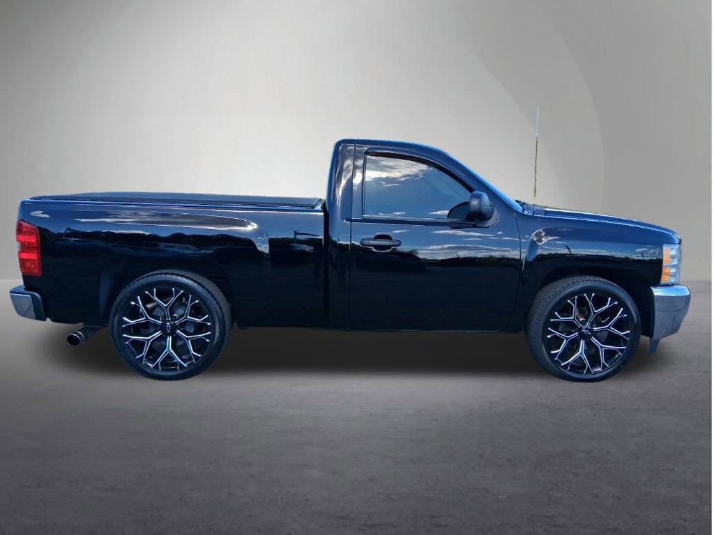 Used 2012 Chevrolet Silverado 1500 LT with VIN 1GCNCSE00CZ310165 for sale in Red Wing, Minnesota