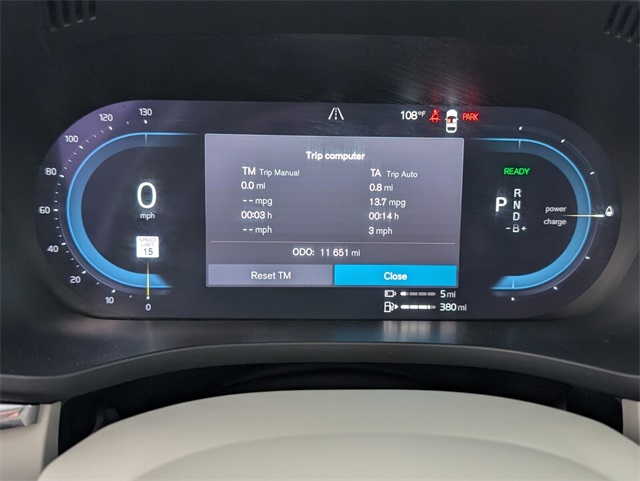 2023 Volvo XC60 Recharge Hybrid T8 Plus photo 24