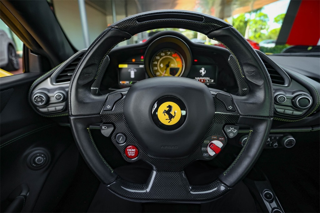 2016 Ferrari 488 GTB photo 24