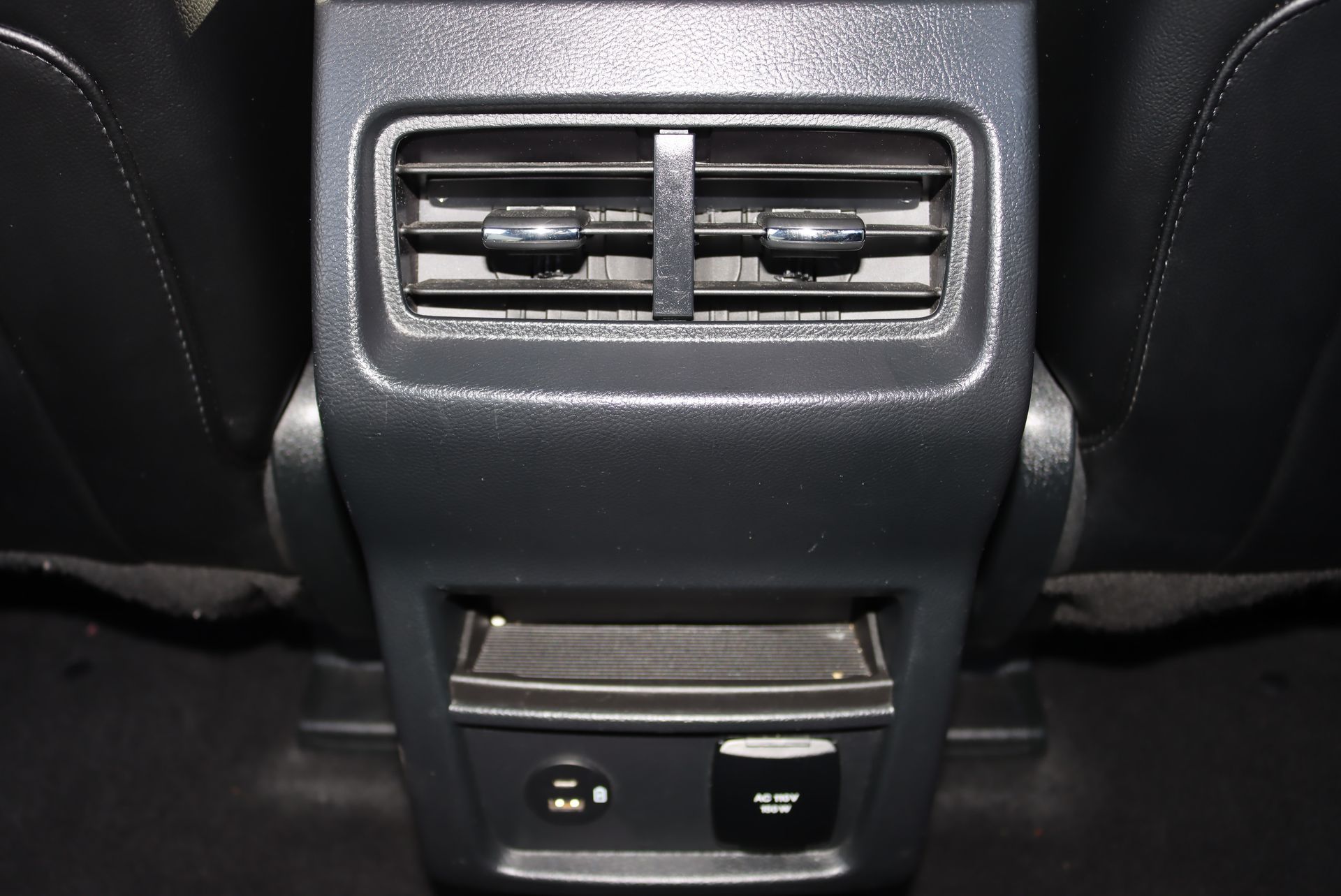 2022 Ford Edge ST photo 18