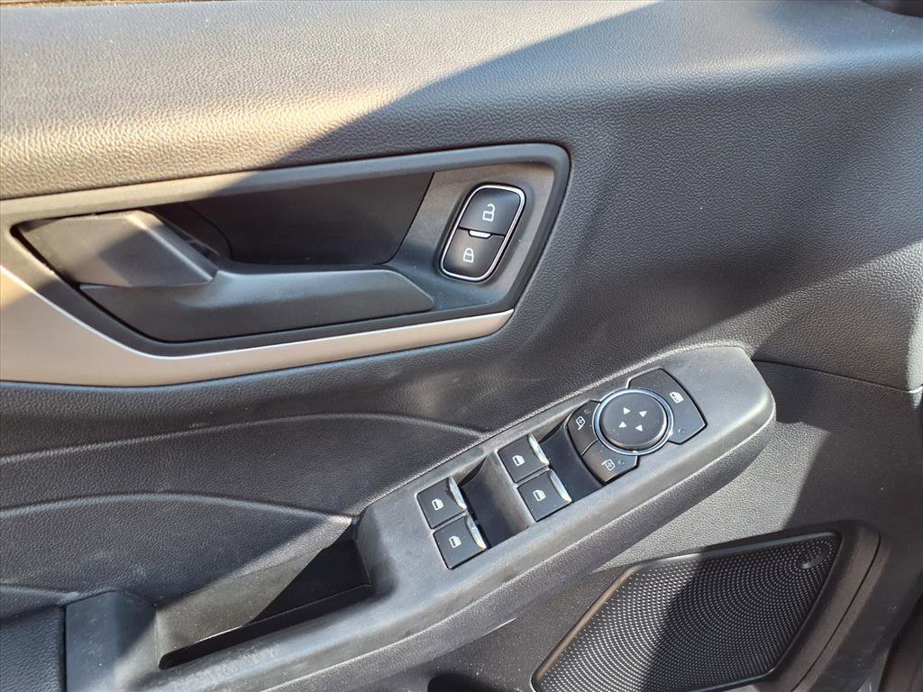 2022 Ford Escape SE photo 11