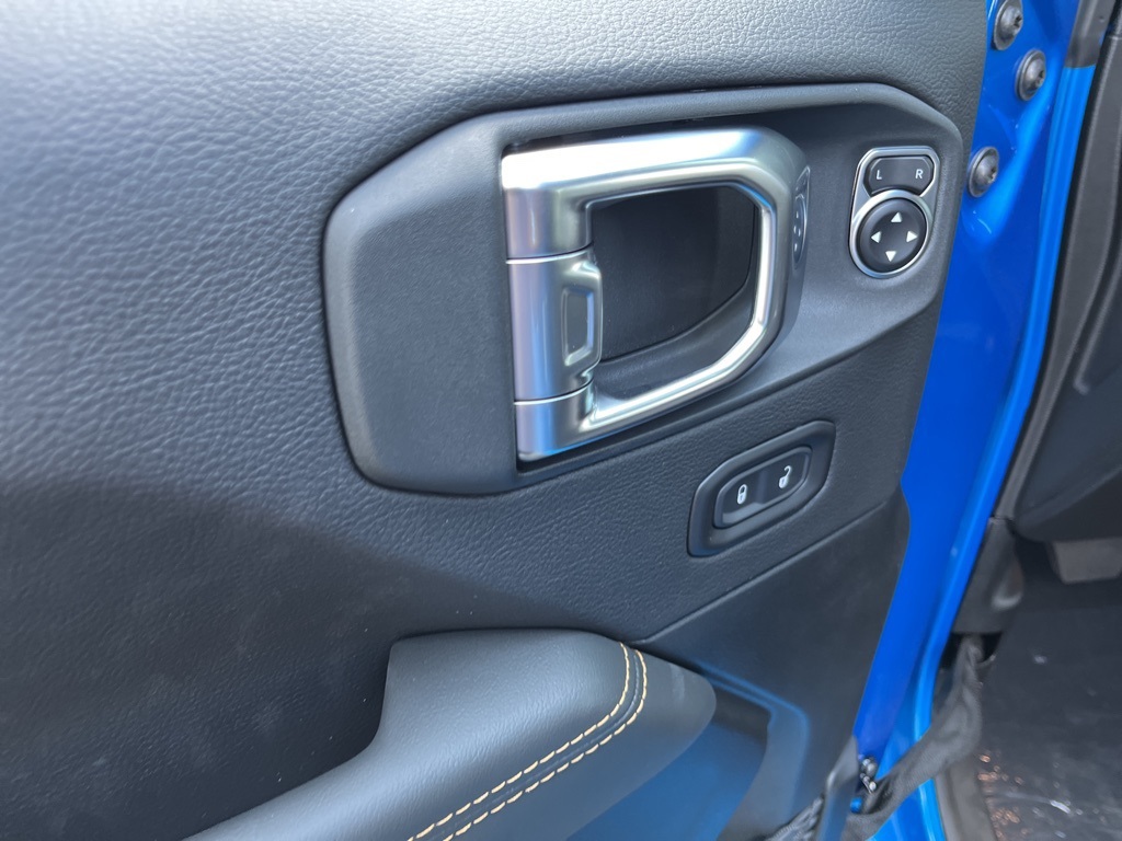 2025 Jeep Gladiator Sport photo 37
