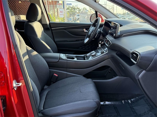 2021 Hyundai Santa Fe SE photo 14