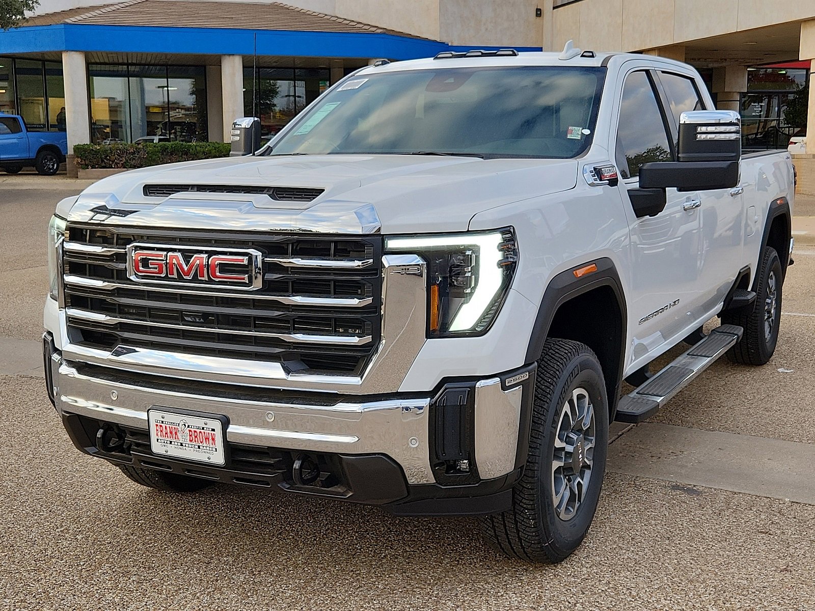 2025 GMC Sierra 2500HD SLT's photo