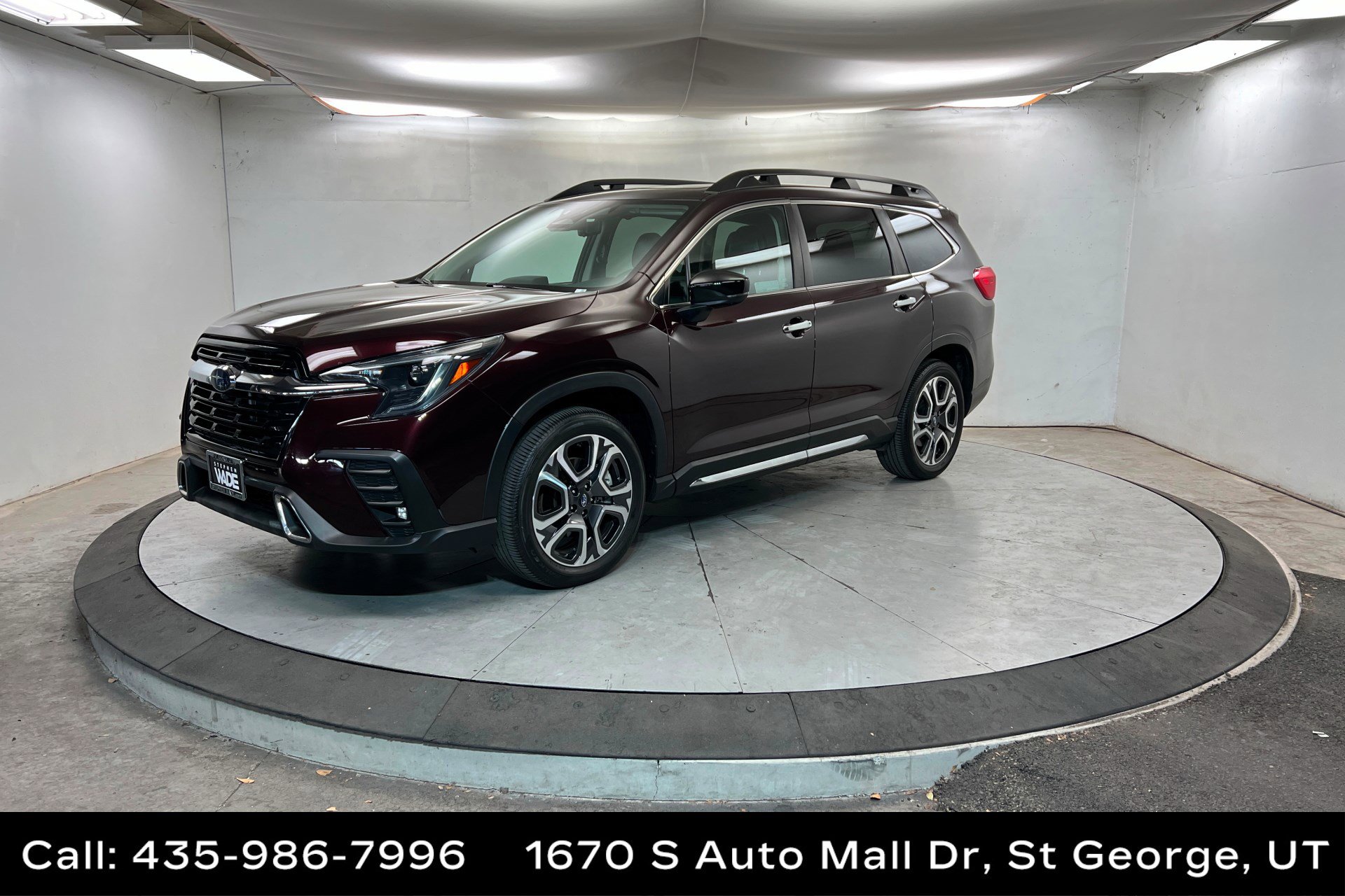 2024 Subaru Ascent Touring's photo