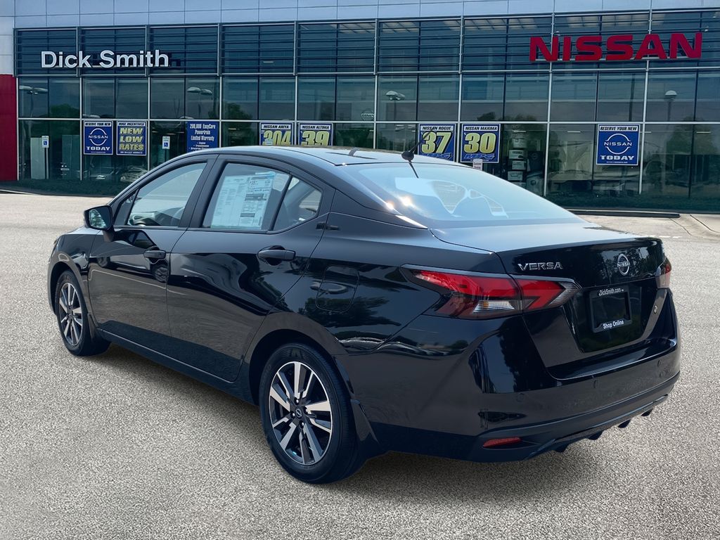 2025 Nissan Versa S photo 4
