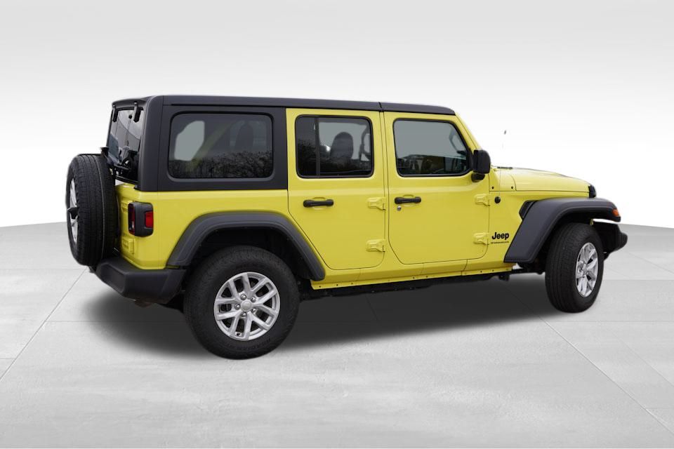 2023 Jeep Wrangler Sport S photo 4