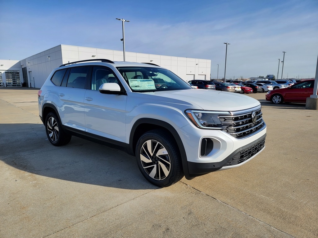 2026 Volkswagen Atlas SE w/Tech's photo
