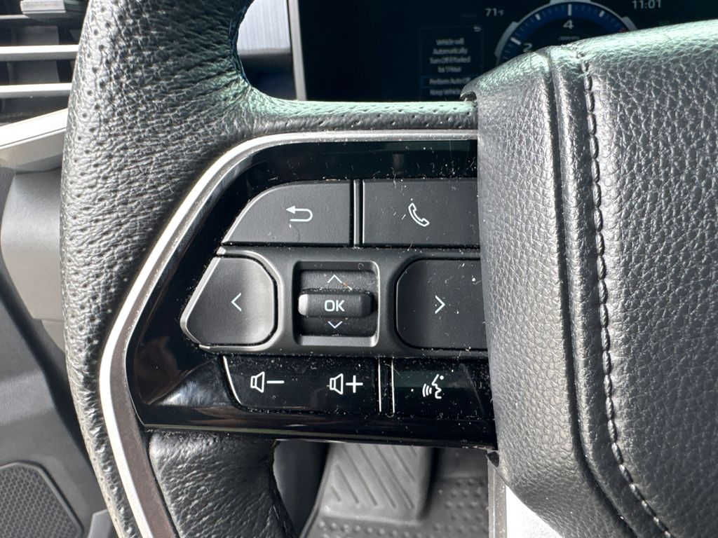 2023 Toyota Tundra Platinum photo 23