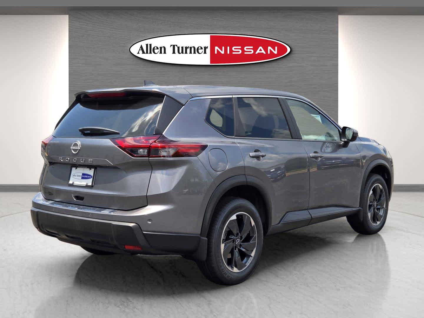 2026 Nissan Rogue SV photo 6