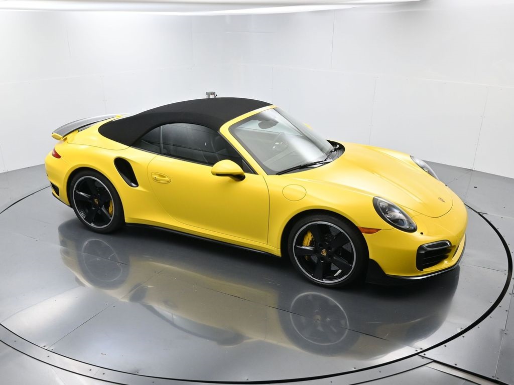 2016 Porsche 911 Turbo S photo 30