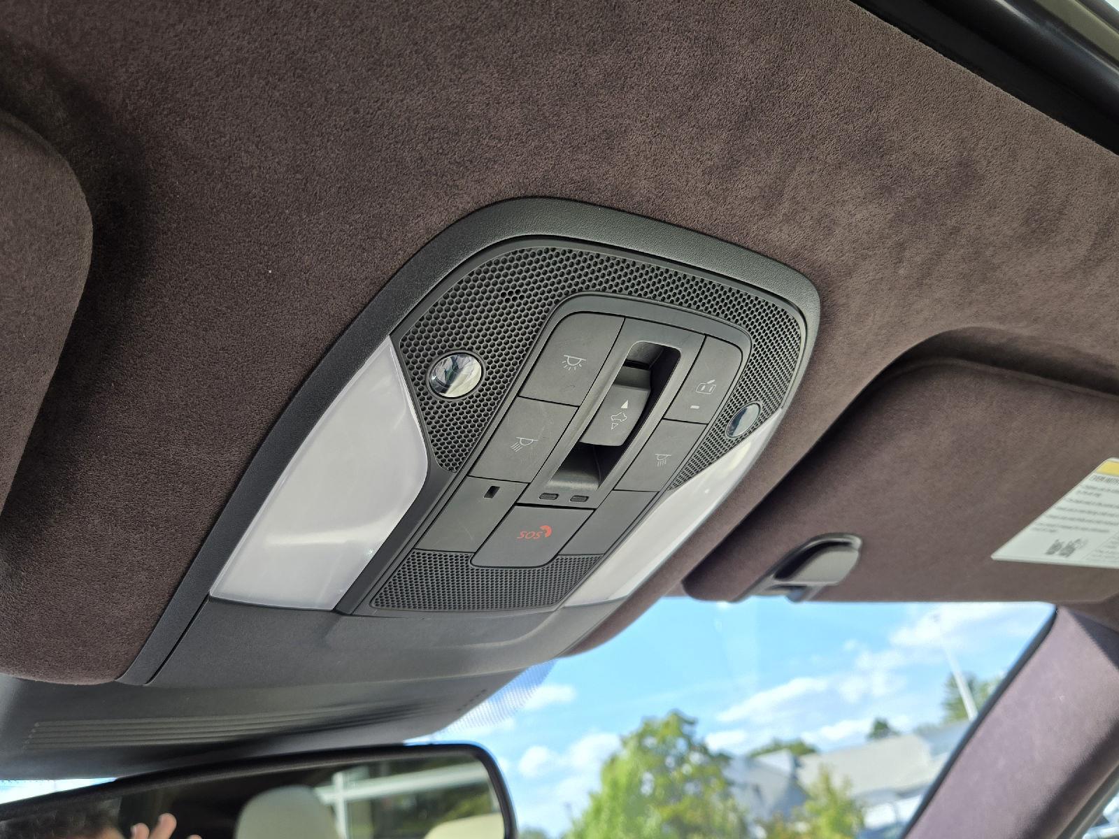 2019 Infiniti QX50 Essential photo 26