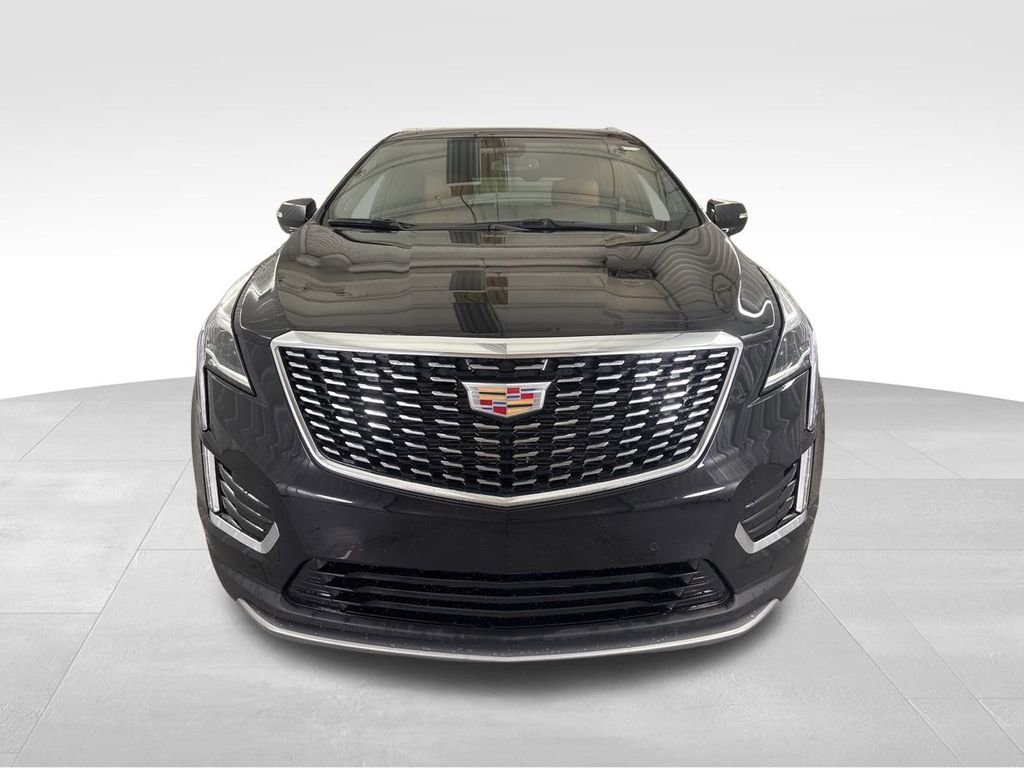 2025 Cadillac XT5 Premium Luxury photo 2
